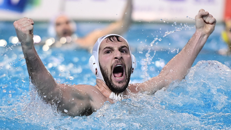 Champions League πόλο ανδρών: «Έσπασε το ρόδι» ο Ολυμπιακός, 10-7 την Μπαρτσελονέτα