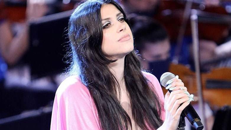 Στο νοσοκομείο η τραγουδίστρια Κατερίνα Ντούσκα