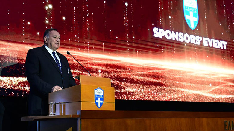 Η Ελληνική Ολυμπιακή Επιτροπή βράβευσε τη Rainbow Waters για τη στήριξή της στον πρωταθλητή Απόστολο Χρήστου