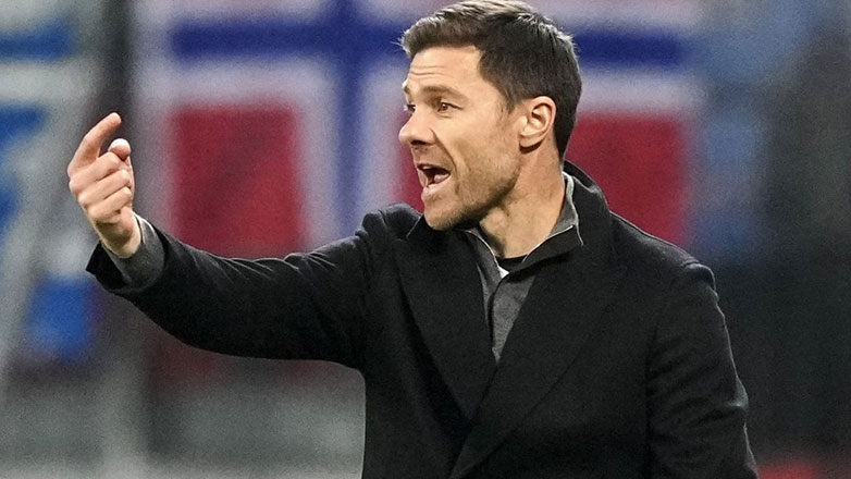 Μπάγερν: Κόντε ή Μουρίνιο αν πάει ο Αλόνσο στη Λίβερπουλ