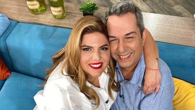 Δανάη Μπάρκα: Ανέβασε μια φωτογραφία με τον Χρήστο Χατζηπαναγιώτη μέσα από το νοσοκομείο