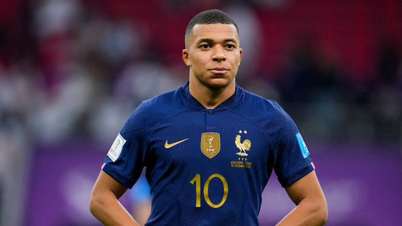 Οι δέκα πιο ακριβοπληρωμένοι ποδοσφαιριστές στον κόσμο!