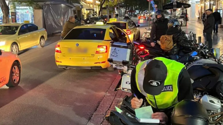 Τροχαία: 1.788 παραβάσεις μέσα σε 24 ώρες
