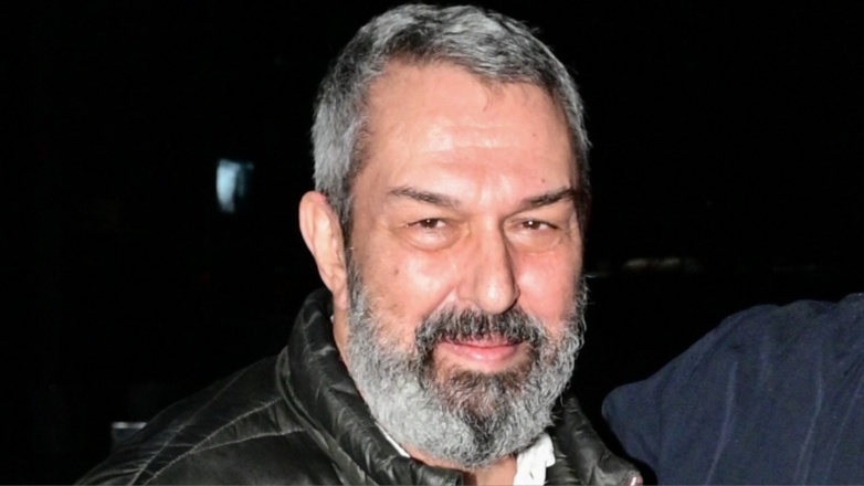 Χρήστος Χατζηπαναγιώτης: Η νέα φωτογραφία μέσα από το νοσοκομείο και το επισκεπτήριο από τον Κώστα Κόκλα