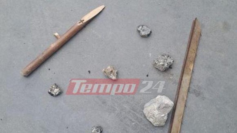 Αχαΐα: Δέκα άτομα πέταξαν ξύλα και πέτρες σε επιχείρηση