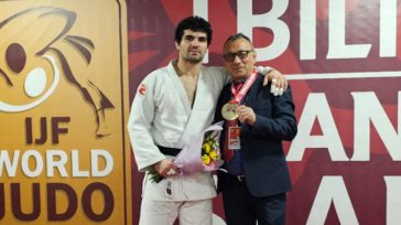 Χάλκινο μετάλλιο και πρόκριση στους Ολυμπιακούς Αγώνες για τον Τσελίδη