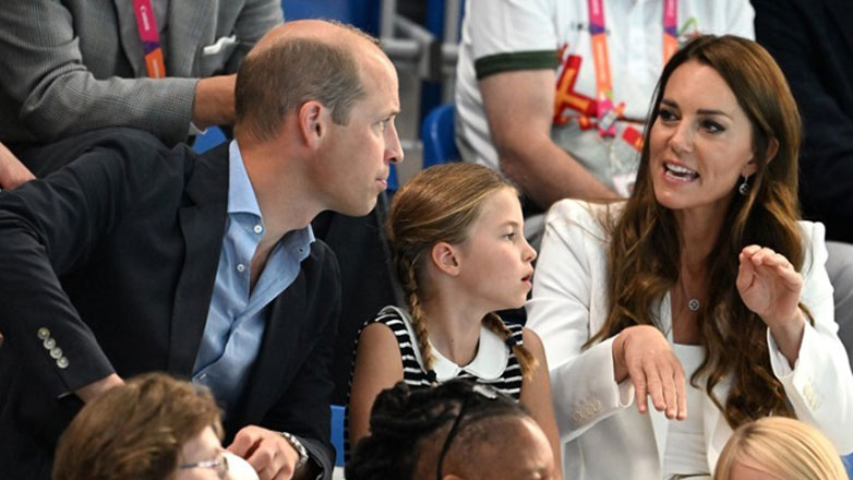 Η Κέιτ και ο Ουίλιαμ είναι πολύ συγκινημένοι από τα μηνύματα συμπαράστασης Η Κέιτ και ο Ουίλιαμ είναι πολύ συγκινημένοι από τα μηνύματα συμπαράστασης