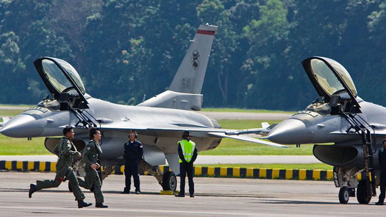 Σε επιφυλακή η Πολωνία μετά τη νέα μαζική επίθεση της Ρωσίας στην Ουκρανία