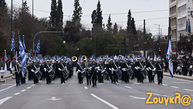 25η Μαρτίου: Η Φιλαρμονική «Μάντζαρος» «άνοιξε» την στρατιωτική παρέλαση της Αθήνας
