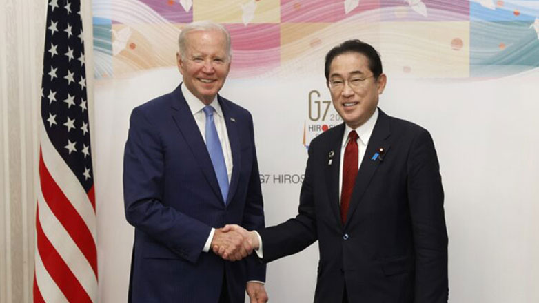 Ιαπωνία και ΗΠΑ συζητούν την ενίσχυση της στρατιωτικής τους συνεργασίας