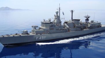 Επισκέψιμα σήμερα 25η Μαρτίου τρία πλοία του Στόλου στο λιμάνι του Πειραιά