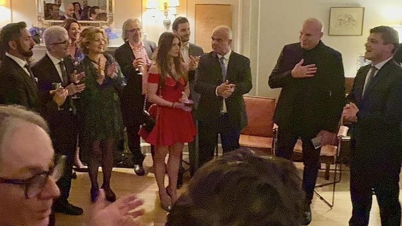 Το Γενικό Προξενείο της Ελλάδας στο Σικάγο τίμησε τον Νίκο Γκάλη!