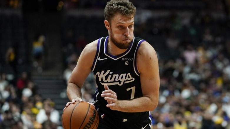 Βεζένκοφ: «Νιώθω πως δεν εκτιμούν την αξία μου στο ΝΒΑ» Βεζένκοφ: «Νιώθω πως δεν εκτιμούν την αξία μου στο ΝΒΑ»