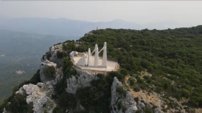 Ο χορός του Ζαλόγγου: Ένας θρύλος που συγκινεί 221 χρόνια μετά