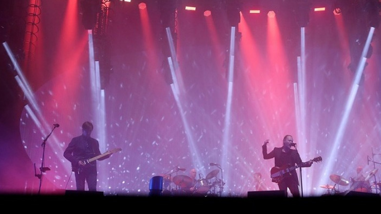 Ο Κόλιν Γκρίνγουντ συγκέντρωσε εικόνες των Radiohead από τα παρασκήνια σε ένα βιβλίο