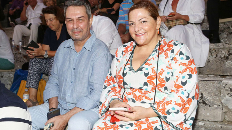 Παραμένει στο νοσοκομείο ο Χρήστος Χατζηπαναγιώτης – Το πρώτο μήνυμα της Βίκυς Σταυροπούλου για την υγεία του