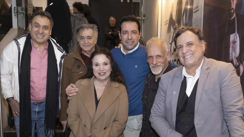 Λαμπερή πρεμιέρα για την παράσταση «Φωτιά και νερό» στο «θέατρο Μικρό Γκλόρια»