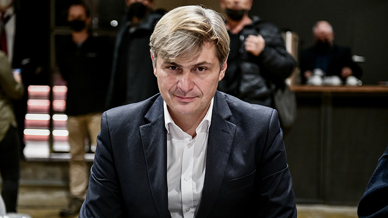 ΣΥΡΙΖΑ: Το μήνυμα Φαραντούρη για την υποψηφιότητά του