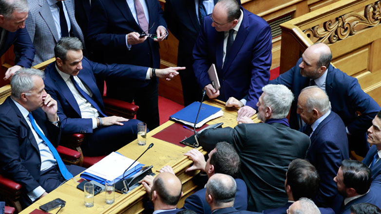 Θέατρο Σκιών πίσω από μία Τραγωδία