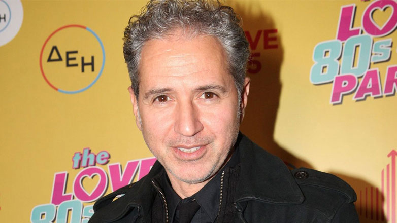 Ο στυλίστας του J2Us για Δημήτρη Κόκοτα: «Άρχισε να ιδρώνει, να μουδιάζει το χέρι του και να έχει τάσεις λιποθυμίας»