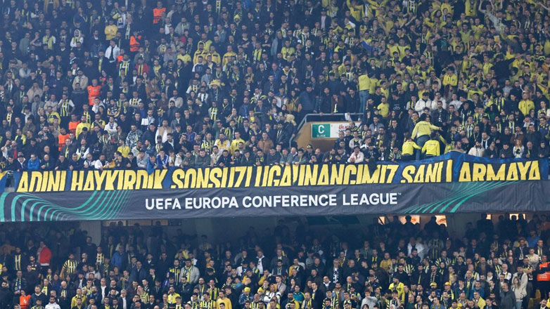 Τριπλή «καμπάνα» της UEFA στη Φενερμπαχτσέ