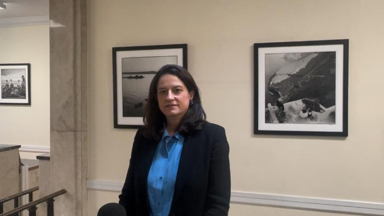 Η Κεραμέως ενημέρωσε ομογενείς στη Νέα Υόρκη για την επιστολική ψήφο