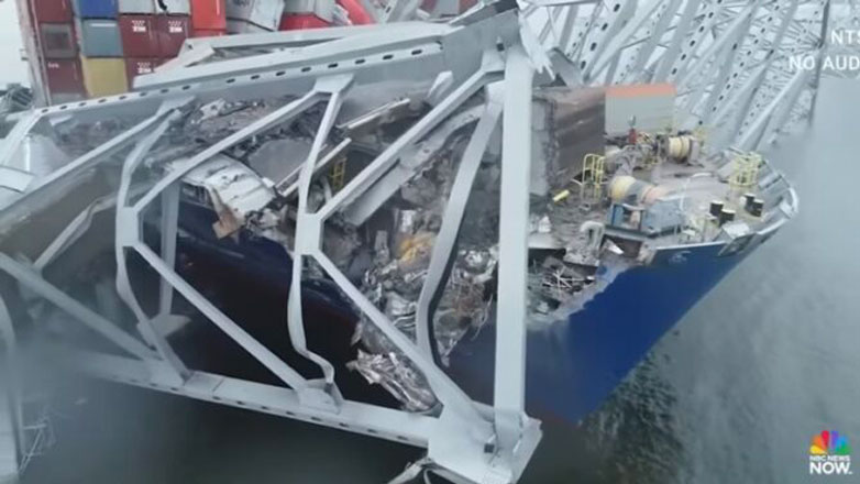 Συγκλονιστικά βίντεο drone πάνω απο την κατάρρευση της γέφυρας της Βαλτιμόρης