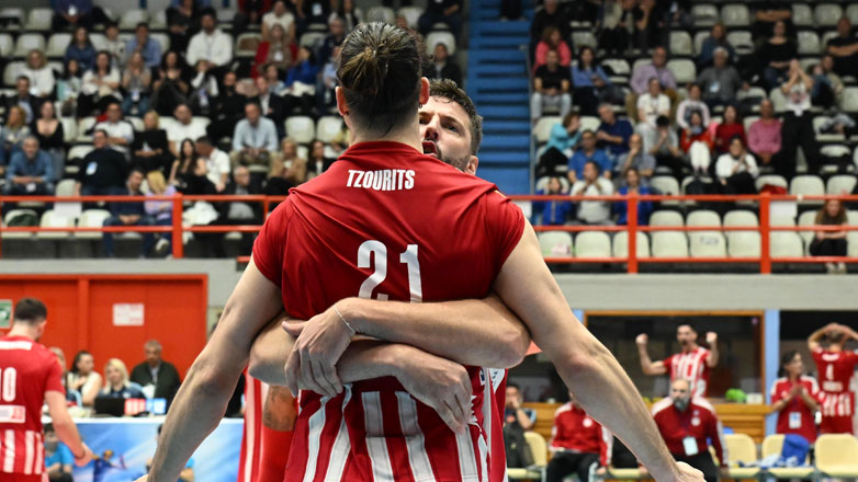 Βόλεϊ: Κυπελλούχος Ελλάδας ο Ολυμπιακός, νίκησε 3-2 σετ τον Μίλωνα