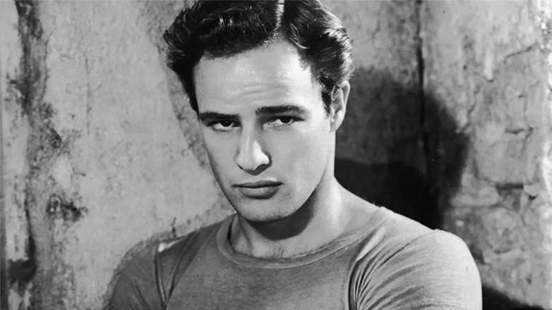 Εκατό χρόνια Μάρλον Μπράντο