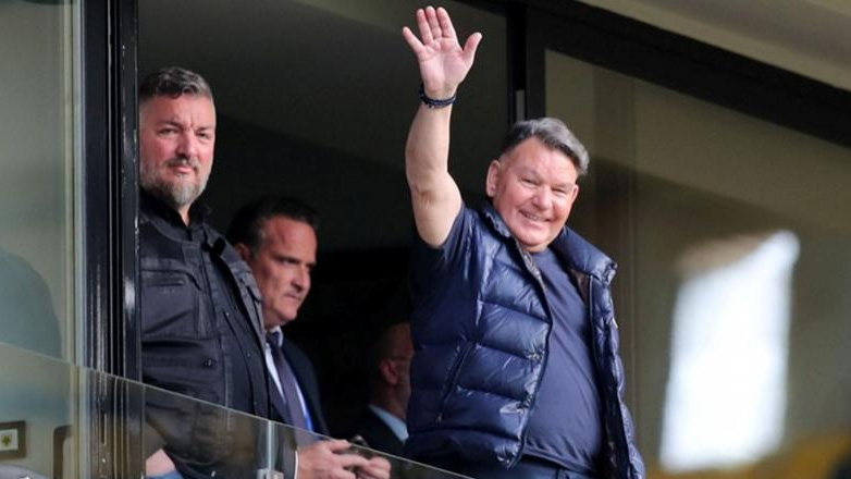 ΑΕΚ: «Ύβρεις και χειρονομίες του Κούγια προς τον κόσμο που δεν βλέπεις ούτε στη γ’ ερασιτεχνική κατηγορία»