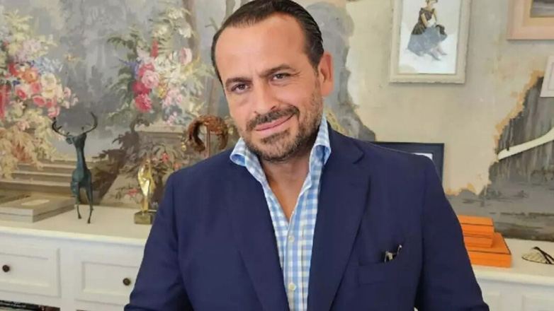 Στις φλόγες το ατελιέ του Βασίλη Ζούλια στην Ακαδημίας