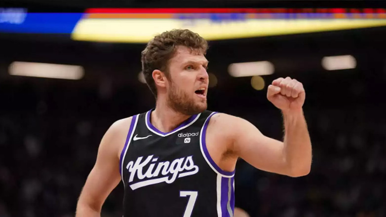 Euroleague: Ο Βεζένκοφ προβλέπει ότι θα προκριθούν στο Final Four ο Ολυμπιακός και ο Παναθηναϊκός