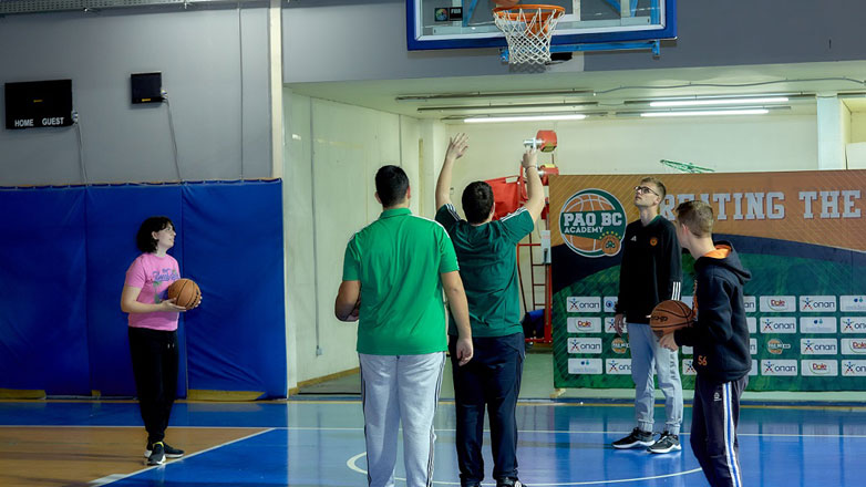 «Κάθε μπάλα αναζητά τον παίκτη της»