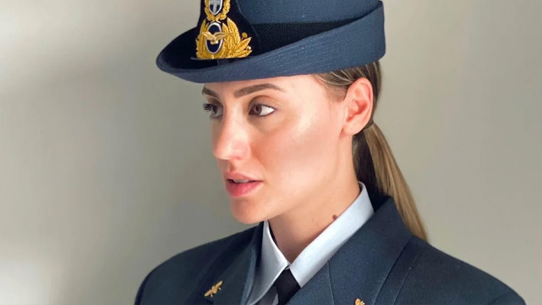 H Άννα Κορακάκη ορκίστηκε Ανθυποσμηναγός στην Πολεμική Αεροπορία!