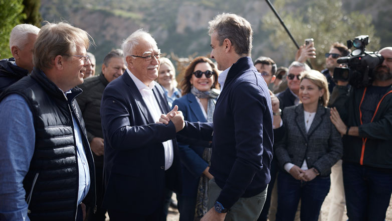 Κυρ. Μητσοτάκης: Η προσοχή μας είναι στραμμένη στη βελτίωση της ποιότητας της ευημερίας κάθε Έλληνα Κυρ. Μητσοτάκης: Η προσοχή μας είναι στραμμένη στη βελτίωση της ποιότητας της ευημερίας κάθε Έλληνα