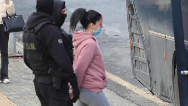 Υπόθεση Κολωνού: Αποφυλακίστηκε η μητέρα της 12χρονης