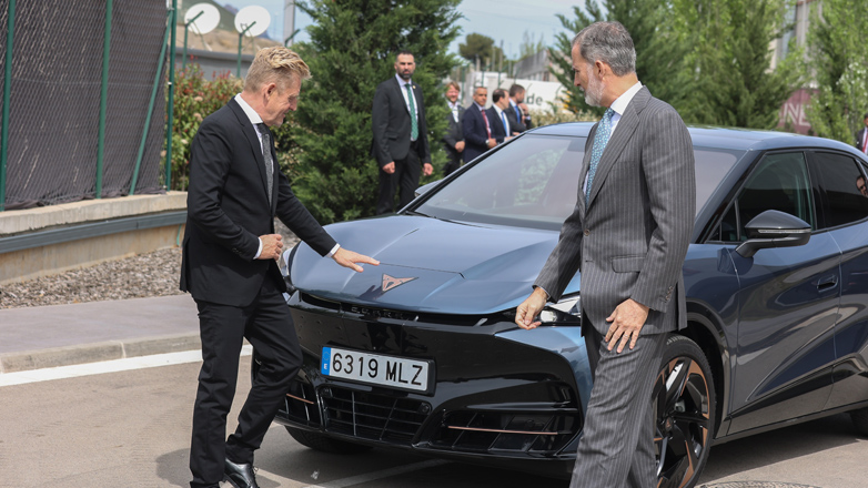 Στη Βαλένθια το νέο εργοστάσιο συναρμολόγησης στοιχείων μπαταρίας της SEAT S.A.- Παρών στη μεγάλη εκδήλωση ο Ισπανός Βασιλιάς Φίλιππος VI