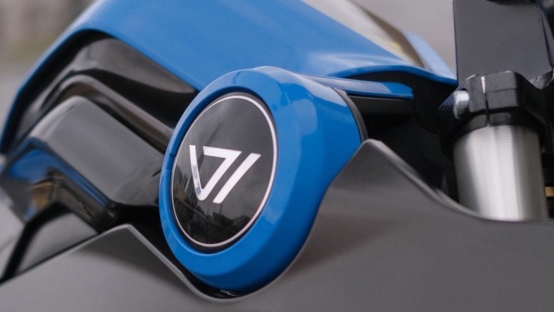 H Vmoto Soco κόβει το όνομά της και γίνεται Vmoto