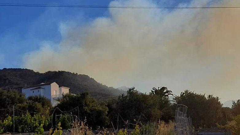 Μεγάλη φωτιά στην Ιεράπετρα