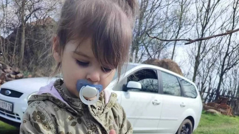 Σερβία: Ένας από τους συνεργούς στην υπόθεση δολοφονίας της 2χρονης Ντάνκα πέθανε στη φυλακή Σερβία: Ένας από τους συνεργούς στην υπόθεση δολοφονίας της 2χρονης Ντάνκα πέθανε στη φυλακή