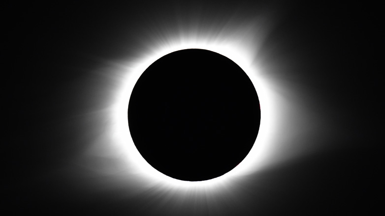 Ολική έκλειψη ηλίου τη Δευτέρα 8 Απριλίου  – Πού θα γίνει ορατή