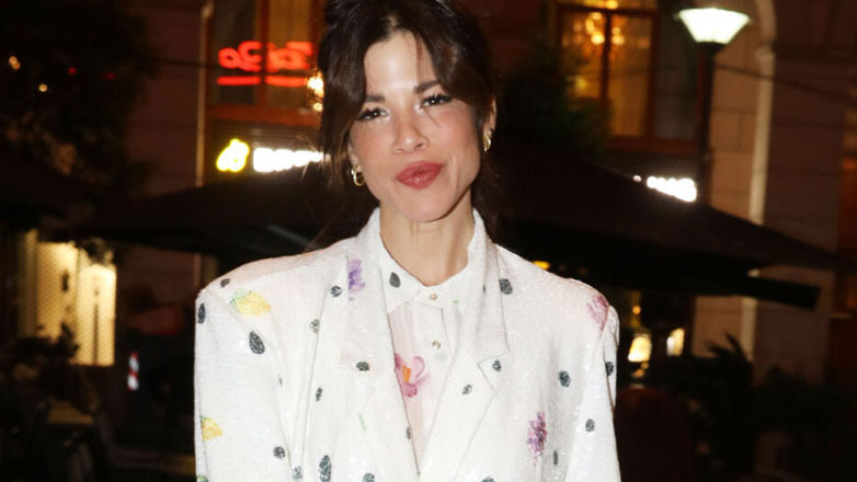 Συγκλονίζει η Δάφνη Καραβοκύρη: «Η μητέρα μου διαγνώστηκε με διπολική διαταραχή»