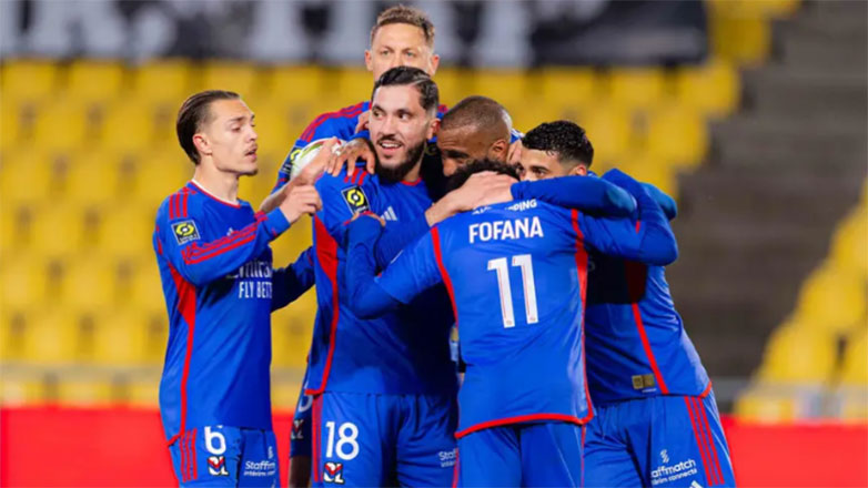 Ένα δίλεπτο ήταν αρκετό για το «διπλό» της Λιόν επί της Ναντ