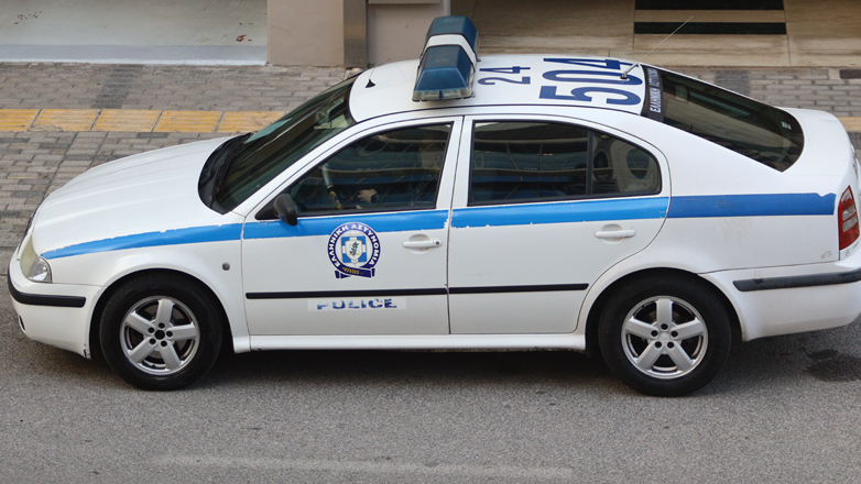 Αγρίνιο: Άγριος καυγάς μπροστά στα μάτια παιδιών