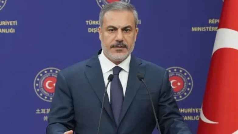 Χ. Φιντάν: Oι σχέσεις της Τουρκίας με την Ευρώπη πρέπει να γυρίσουν στην προ του Σαρκοζί εποχή