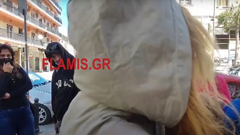 Πάτρα: «Με χτύπαγε και μου πετούσε έπιπλα», λέει η γυναίκα που πήδηξε από το μπαλκόνι – Ελεύθερος ο σύζυγός της