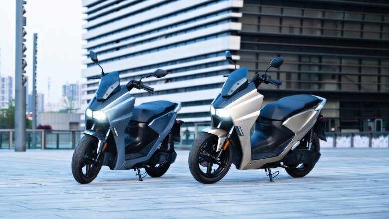 Η HORWIN και το ΙΕΚ ΑΚΜΗ εκπαιδεύουν τη νέα γενιά Μηχανικών Ηλεκτρικών Δικύκλων