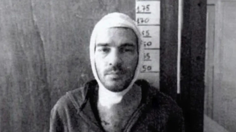 Τέσσερις αστυνομικοί φρουρούν στο Τζάνειο τον δολοφόνο της Κυριακής