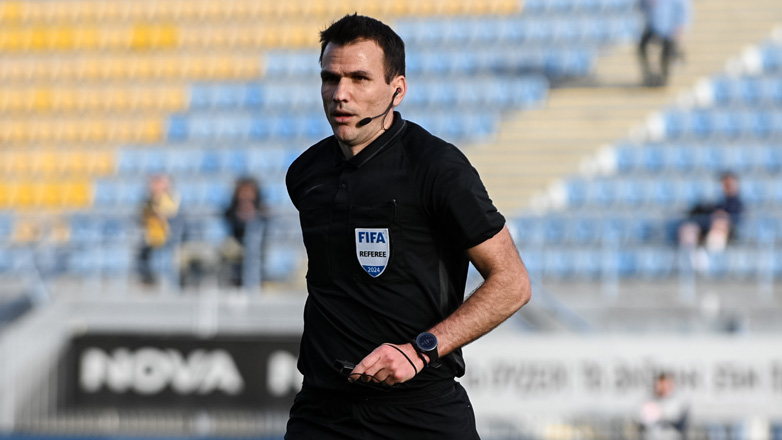 Super League: Ο Μανούχος σφυρίζει το ντέρμπι ΑΕΚ-Άρης