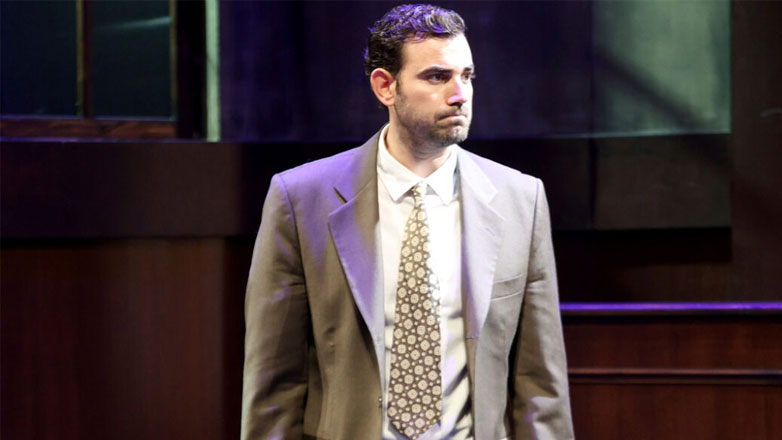 Νίκος Πολυδερόπουλος: Αυτός είναι ο ηθοποιός που ζήτησε την απομάκρυνσή του από την παράσταση «Μάρτυρας Κατηγορίας»